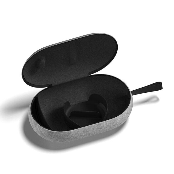 Oculus Quest 2 All-In-One Virtual Reality Headset 256 GB with Lightweight Case - Picture 9 of 12